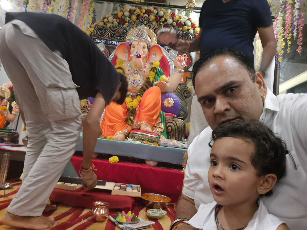 તા.૦૯-૦૯-૨૦૨૪ ના રોજ મારા ફેમિલી સાથે દ્વારકા સોસાયટી બાબેનમાં ગણેશ દર્શન કર્યા.